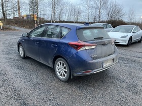 Toyota Auris vaihtoauto