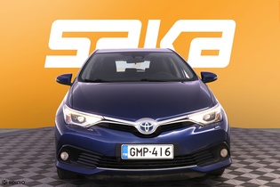 Toyota Auris vaihtoauto