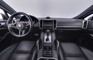 Porsche Cayenne vaihtoauto