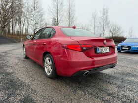 Alfa Romeo Giulia vaihtoauto