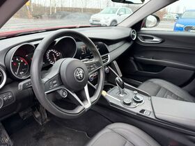 Alfa Romeo Giulia vaihtoauto