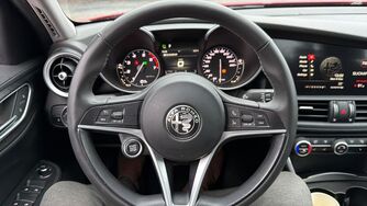 Alfa Romeo Giulia vaihtoauto