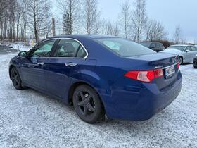 Honda Accord vaihtoauto