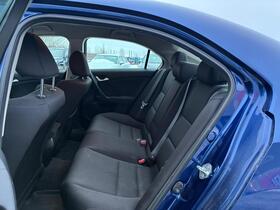 Honda Accord vaihtoauto