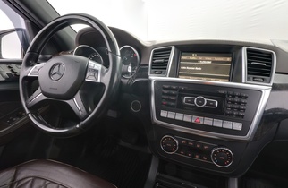 Mercedes-Benz ML vaihtoauto
