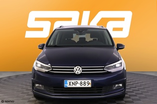 Volkswagen Touran vaihtoauto