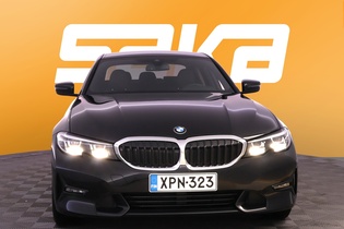 BMW 330 vaihtoauto