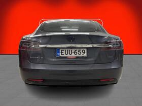Tesla Model S vaihtoauto
