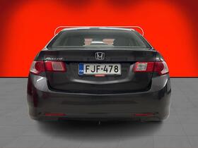 Honda Accord vaihtoauto