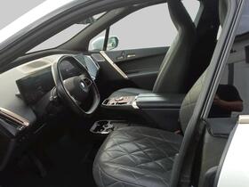 BMW iX vaihtoauto