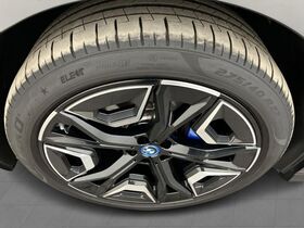 BMW iX M60 vaihtoauto