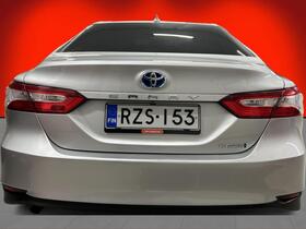 Toyota Camry vaihtoauto