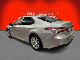 Toyota Camry vaihtoauto