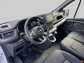 Nissan Primastar vaihtoauto