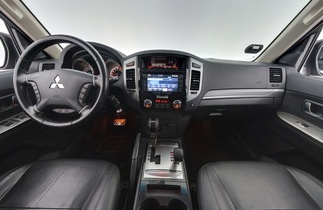 Mitsubishi Pajero vaihtoauto