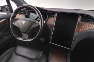 Tesla Model X vaihtoauto