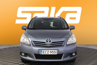 Toyota Verso vaihtoauto