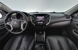 Mitsubishi L200 vaihtoauto