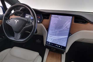 Tesla Model X vaihtoauto