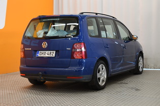 Volkswagen Touran vaihtoauto