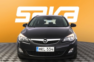 Opel Astra vaihtoauto