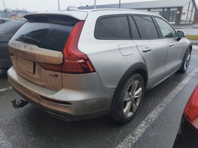 Volvo V60 Cross Country vaihtoauto