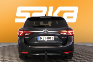 Toyota Avensis vaihtoauto