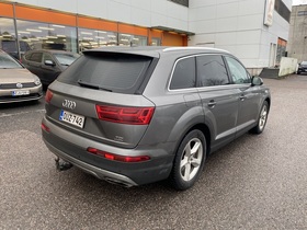 Audi Q7 vaihtoauto