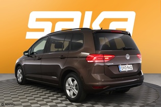 Volkswagen Touran vaihtoauto