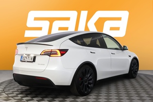 Tesla Model Y vaihtoauto