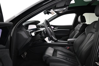 Audi Q8 e-tron vaihtoauto