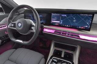 BMW i7 vaihtoauto
