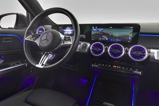 Mercedes-Benz EQB vaihtoauto