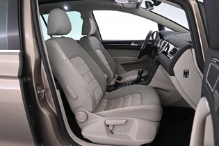 Volkswagen Golf Sportsvan vaihtoauto