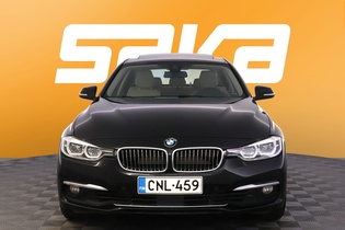 BMW 330 vaihtoauto