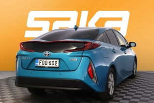 Toyota Prius Plug-in vaihtoauto