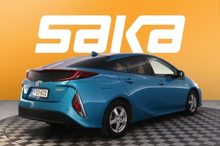 Toyota Prius Plug-in vaihtoauto