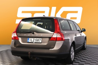 Volvo V70 vaihtoauto