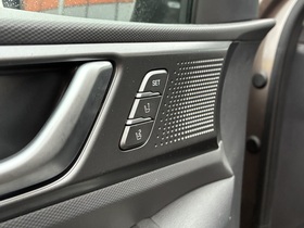 Hyundai IONIQ hybrid vaihtoauto