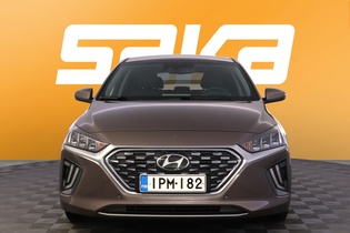 Hyundai IONIQ hybrid vaihtoauto