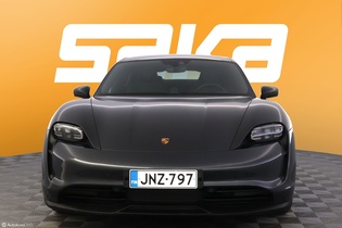 Porsche Taycan vaihtoauto