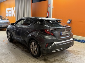 Toyota C-HR vaihtoauto