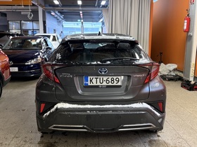 Toyota C-HR vaihtoauto