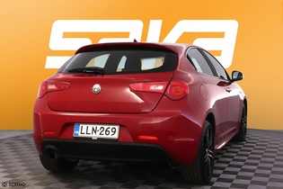 Alfa Romeo Giulietta vaihtoauto