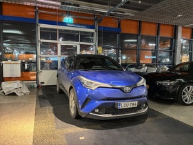 Toyota C-HR vaihtoauto
