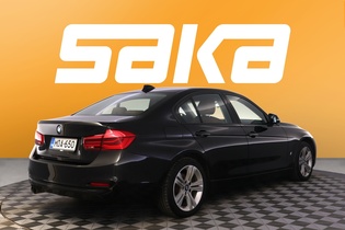 BMW 330 vaihtoauto