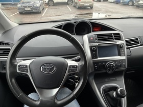 Toyota Verso vaihtoauto