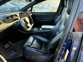 Tesla Model X vaihtoauto