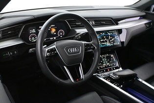 Audi e-tron vaihtoauto