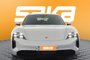 Porsche Taycan vaihtoauto